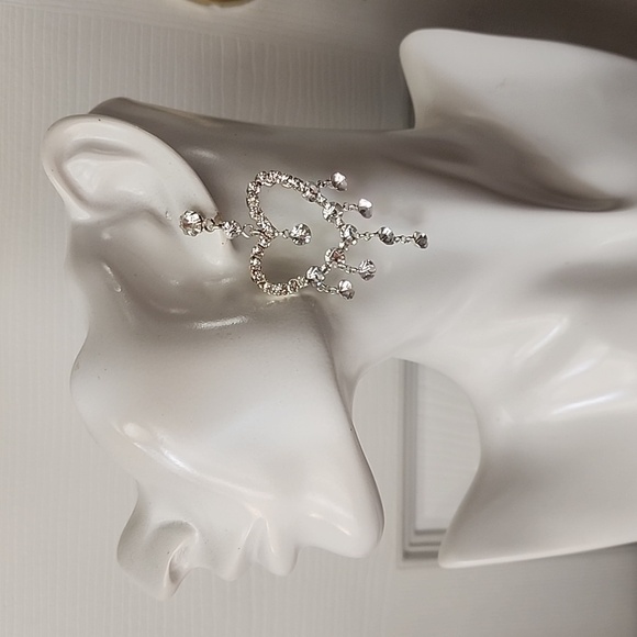 Silver Crystal Rhinestone Heart Dangle Earrings - Picture 5 of 6